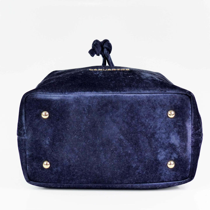 Lancaster Velvet Small Bucket Bag Dunkelblau